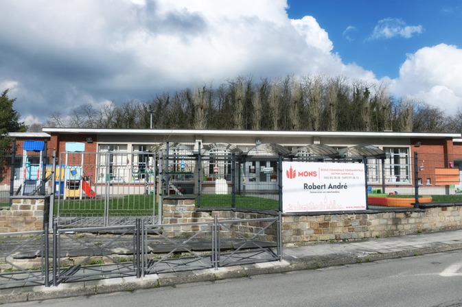 École communale de Flénu "Charrettes" (Maternelles)