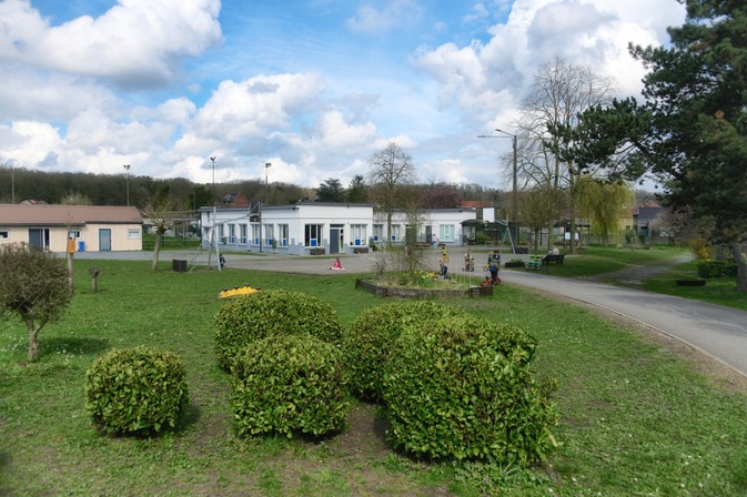 Cité des épinois - Ecole communale de Maisières
