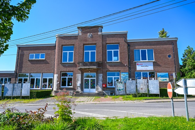 Ecole communale de Nouvelles
